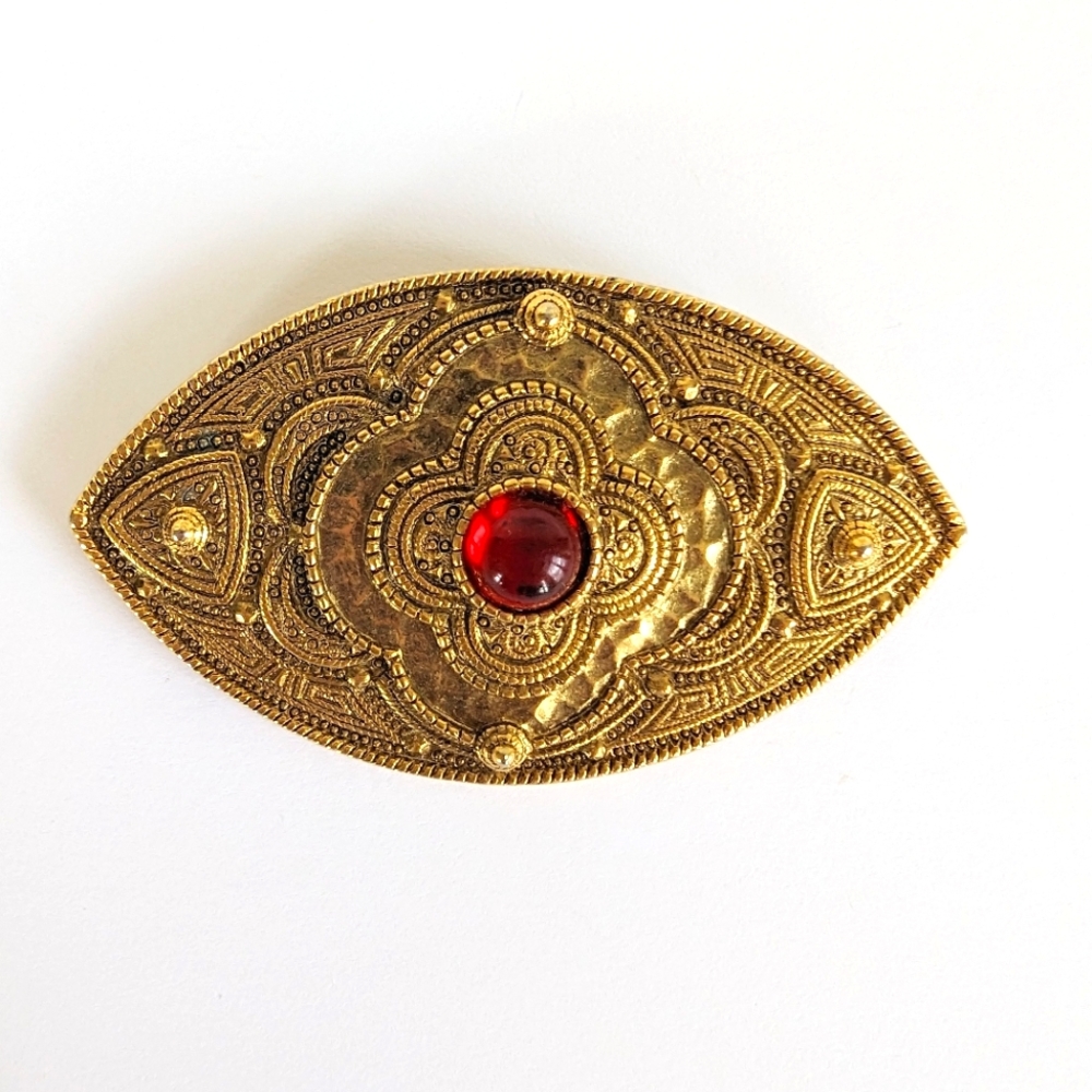 Vtg 1928 Collection Ornate Red Cabachon Goldtone Victorian Style Brooch
